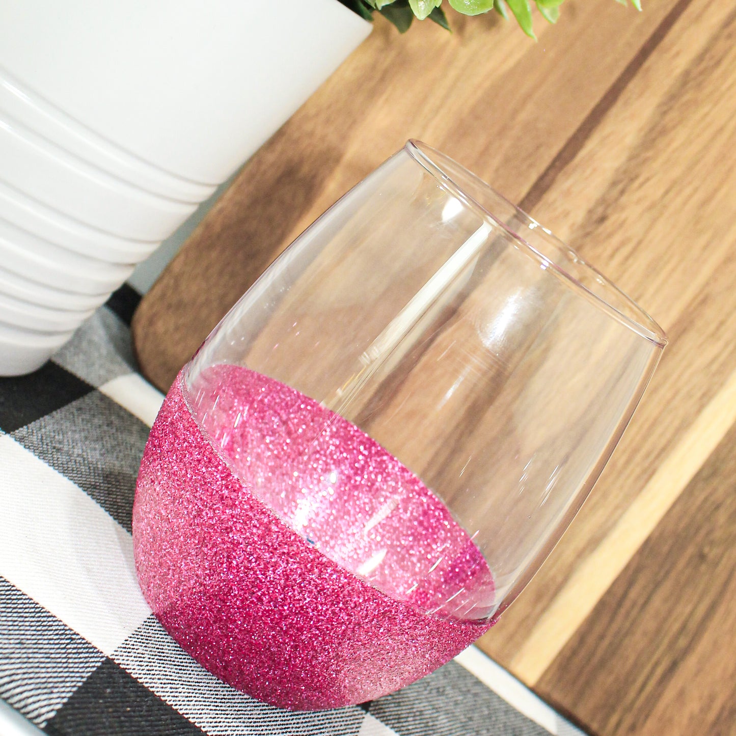 Liquid Therapy Glitter Wine Glass