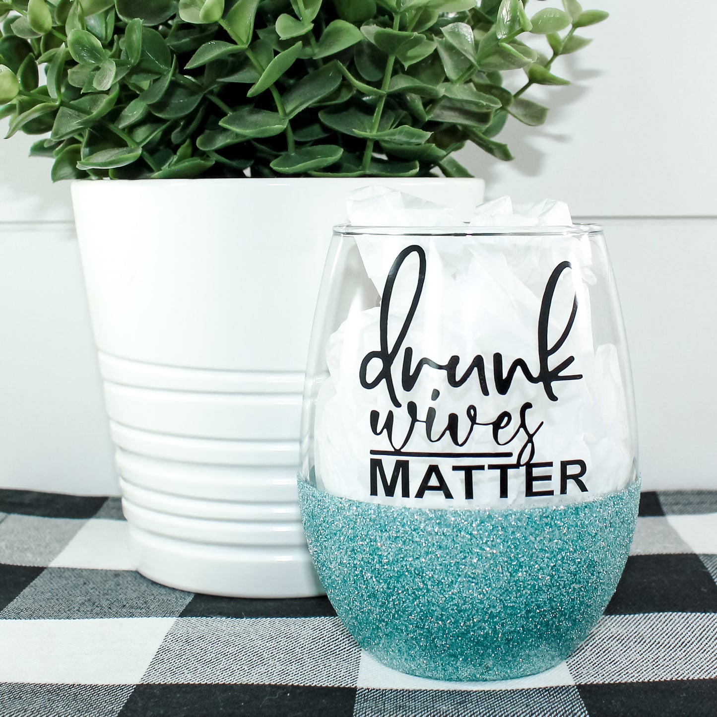 Drunk Wives Matter Glitter Wine Glass